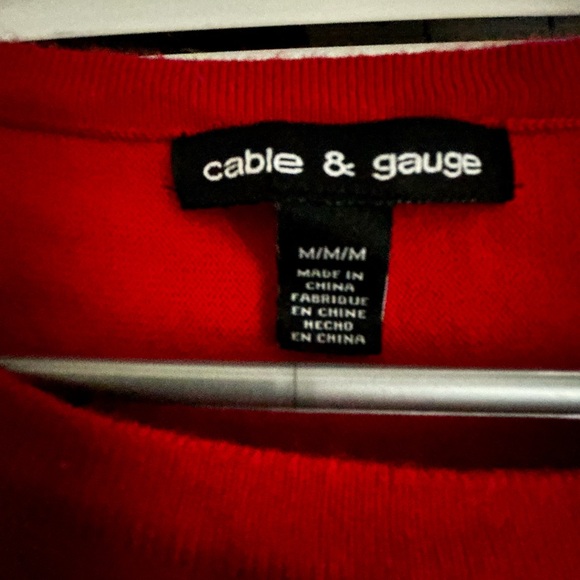 Cable and Gauge Red Side Slit Sweater with pearls Size M - Picture 3 of 3